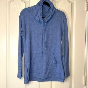 Aerie Woman’s Cowl Neck Lightweight Sweatshirt Size Small Blue
